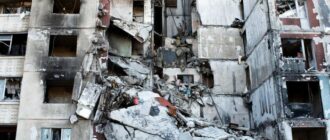 Як діяти, якщо опинились під завалами після обстрілу: поради рятувальника ДСНС