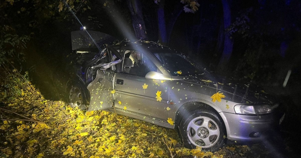 
 15-річний водій Opel убив свого 14-річного друга та травмував ще шістьох дітей на Київщині: шокувальні деталі
 