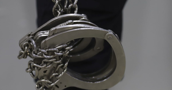
 На Київщині жінка допомагала співмешканцю ґвалтувати рідну доньку
 