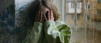 У Києві дитячого тренера із Запоріжжя підозрюють у зґвалтуванні 11-річної дівчинки У Києві дитячого тренера із Запоріжжя підозрюють у зґвалтуванні 11-річної дівчинки