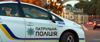 У Києві чоловік в магазині зламав щелепу жінці, бо та не пропустила його в черзі