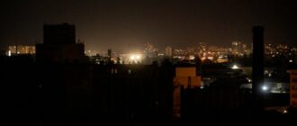 У Києві частково зникли електрика та вода через аварію на високовольтних лініях. Послуги вже відновлюють