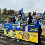 "Вони пішли захищати нас, а хто захистить їх": у Києві відбулися акції на підтримку полонених та зниклих безвісти воїнів