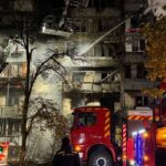 "Сильне задимлення було, все повилітало. Страшно дуже": під час нічної дронової атаки РФ на Київ загинули люди