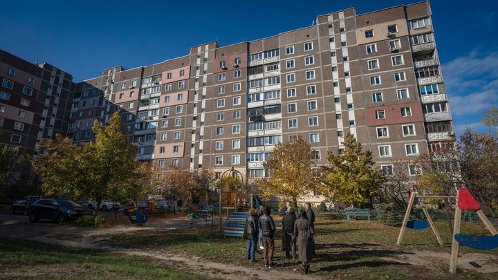 Греція має намір інвестувати у відновлення інфраструктури та будівництво укриттів на Київщині