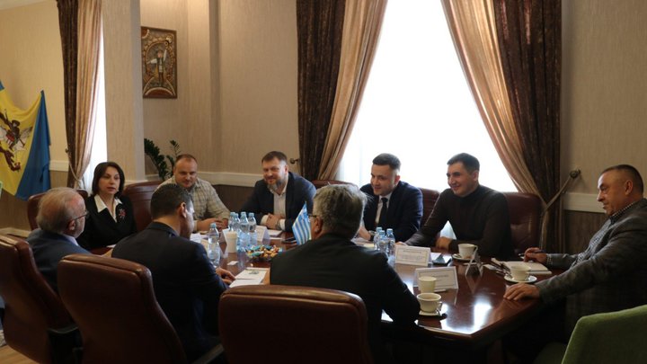 У Борисполі встановлюють перші наземні укриття