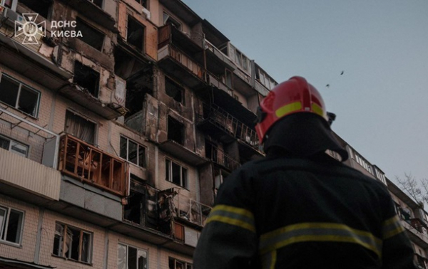 У Києві завершили пошукові роботи після атаки Росії У Києві завершили пошукові роботи після атаки Росії