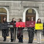 "Пекло — це жити, не знаючи, де твій воїн": родичі російських бранців зібралися на акцію підтримки у Києві