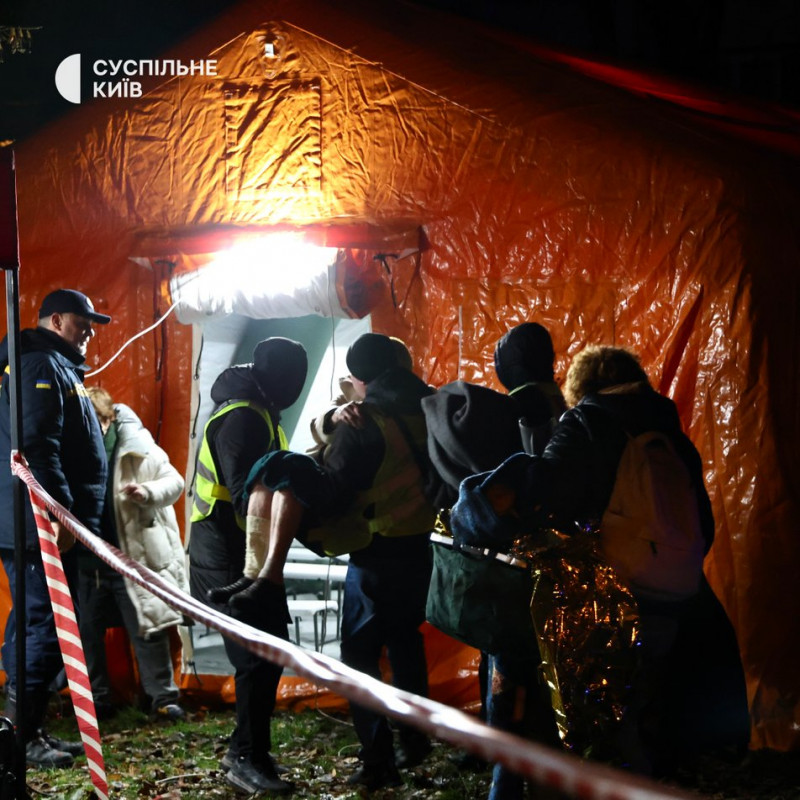 Зранку 25 листопада армія РФ повторно атакувала Київ після масованого обстрілу вночі: є загиблі