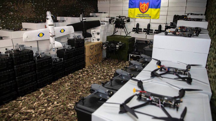 Від громади Києва на фронт поїхали ще майже 1500 БпЛА