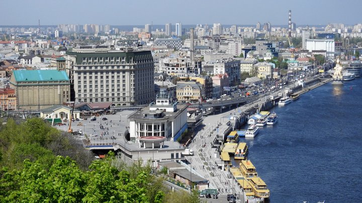 У Києві відкрили рух оновленим шляхопроводом поблизу метро "Дарниця"