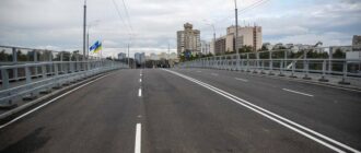 У Києві відкрили рух оновленим шляхопроводом поблизу метро "Дарниця"