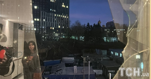 "Це вже втретє зі мною": мешканці Києва розповіли про жахи пережитої атаки
"Це вже втретє зі мною": мешканці Києва розповіли про жахи пережитої атаки