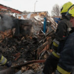 Київ пережив одну з масштабних атак: влучання у вокзал на Лівому березі, є загиблі