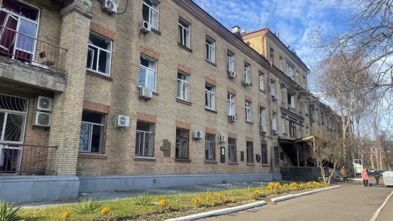 Атака РФ на Київ 14 листопада: пошкоджений Інститут отоларингології