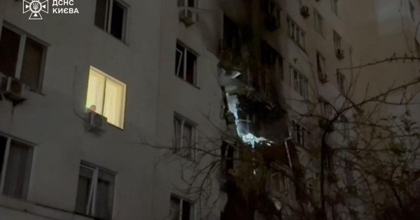 Масований обстріл Києва: скільки споживачів залишаються без тепла
Масований обстріл Києва: скільки споживачів залишаються без тепла