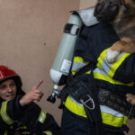 Вибух і масштабна пожежа в Києві: рятувальники назвали причину (фото)