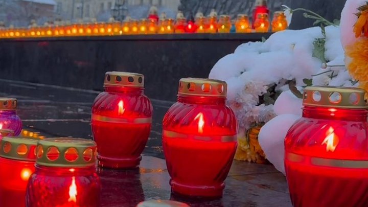 "Пам'ять — одна з великих частин суверенітету". У Києві пройшов вшанували жертв голодомору