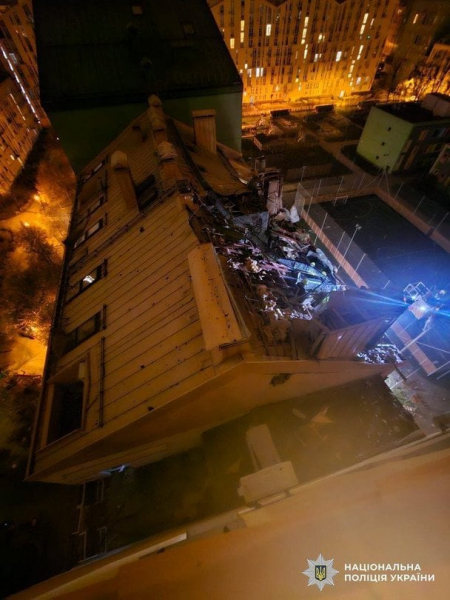 
 Вночі і зранку РФ атакувала Київ з усіх боків: місто без світла і води, є загиблі та руйнування будинків
 