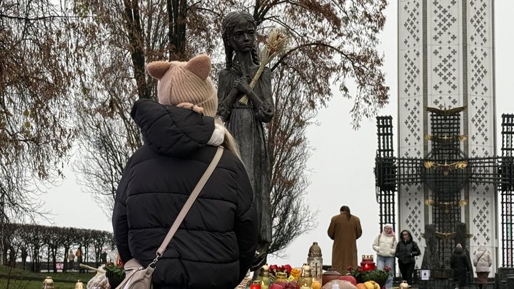 "Пам'ять — одна з великих частин суверенітету". У Києві пройшов вшанували жертв голодомору