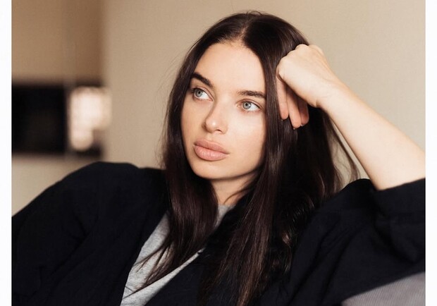 Дружина Усика планує захистити в Харкові докторську дисертацію. 