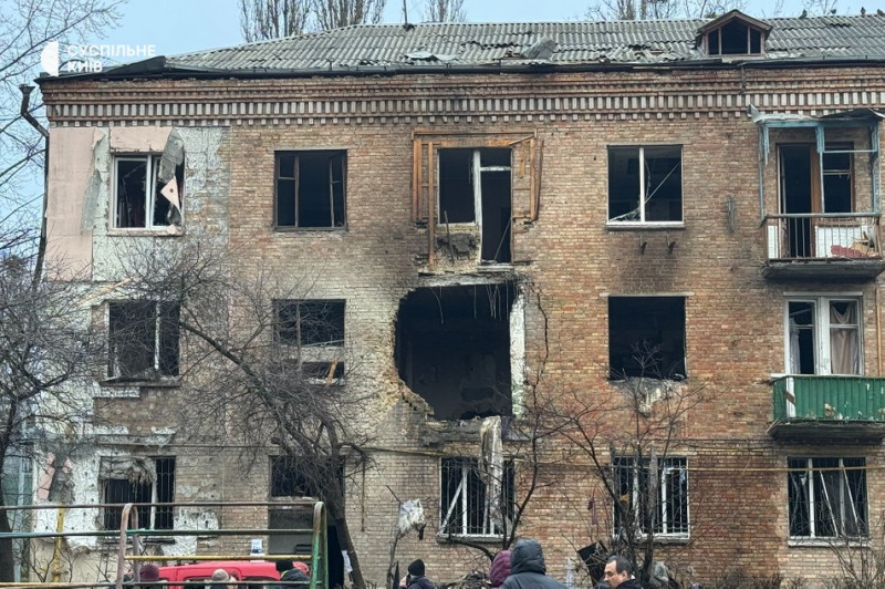 Атака РФ на Київ була найтривалішою — понад 10 годин. Є загиблі та поранені, частина міста без електрики