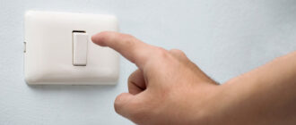 Графіки відключень світла на 20 листопада: коли не буде електрики для мешканців Київщини