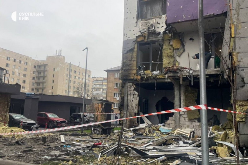 Атака РФ на Київ була найтривалішою — понад 10 годин. Є загиблі та поранені, частина міста без електрики