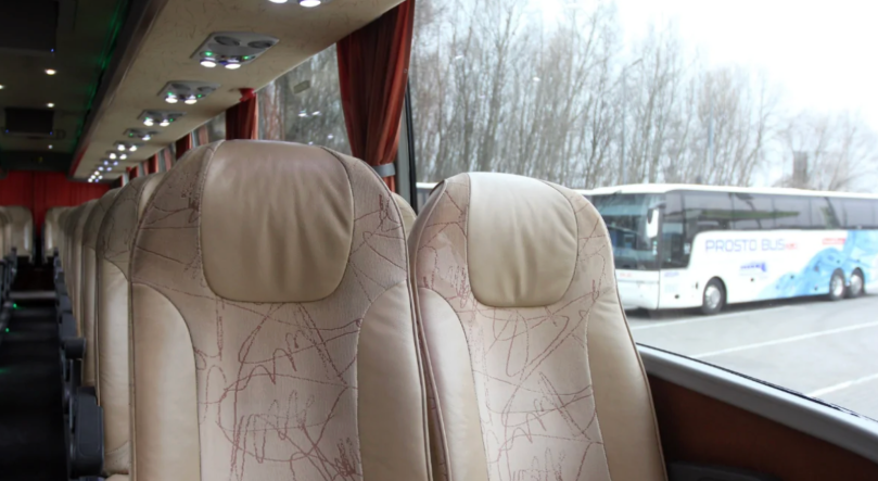 Як організувати комфортний виїзд великої групи з Києва за кордон