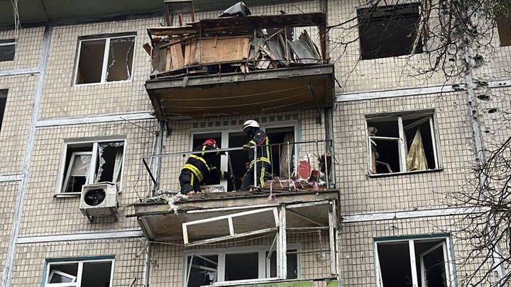 Що розповіли мешканці Святошинського району Києва про пережиту атаку РФ