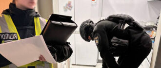 У Києві чоловік задушив знайомого кайданками: деталі вбивства (фото)