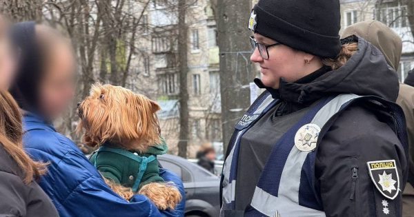 
 Ворожа атака у&nbsp;Святошинському районі Києва: поліцейські продовжують документувати наслідки (фото)
 