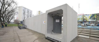 У Києві встановили перше мобільне укриття