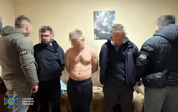 У Києві затримали виконавців теракту на Дарниці У Києві затримали виконавців теракту на Дарниці