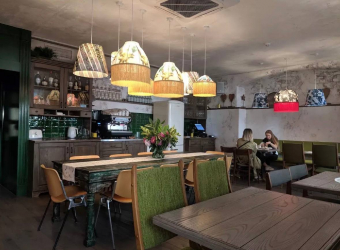 Спелая Успела в Киеве.