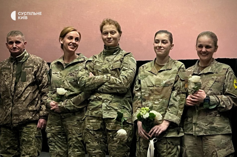Історії бойових медикинь: в Києві відбулась прем'єра нової новели кінопроєкту VARTA