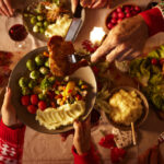 Что должно быть на новогоднем столе 2026 года: полный список блюд и советы для празднования