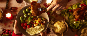 Что должно быть на новогоднем столе 2026 года: полный список блюд и советы для празднования