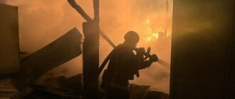 Наслідки обстрілу Київщини: пошкоджений фастівський вокзал, є поранені