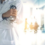 Гінеколог "заспокоював" пацієнтку, мацаючи її груди: поліція розслідує випадок на Київщині