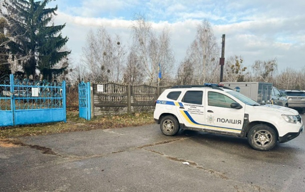 Під Києвом вбили іноземця: тіло виявили біля кладовища Під Києвом вбили іноземця: тіло виявили біля кладовища