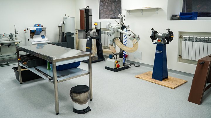 У Дарницькому районі столиці відкрили "Київ Мілітарі Хаб". Які послуги там надаватимуть