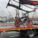 У Києві вперше евакуювали мотоцикл за порушення ПДР