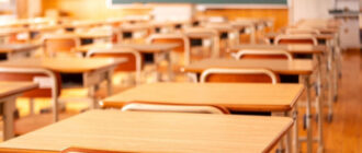 Коли у школах Києва почнуться зимові канікули