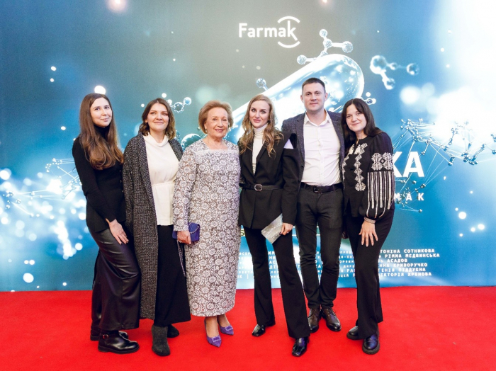 Farmak презентує фільм "Стійка сполука" до свого 100-річчя