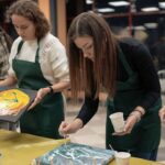 Арттерапія для військовослужбовиць: на Солом'янці в Києві освоювали абстрактний живопис