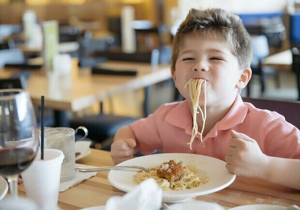 З вересня 2026 року учні 1&ndash;11 класів отримуватимуть безкоштовне харчування. 