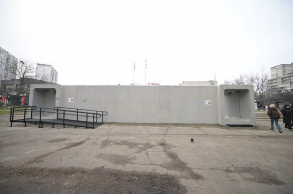 У Києві встановили перше сертифіковане мобільне укриття — який вигляд має і де шукати (фото)
У Києві встановили перше сертифіковане мобільне укриття — який вигляд має і де шукати (фото)