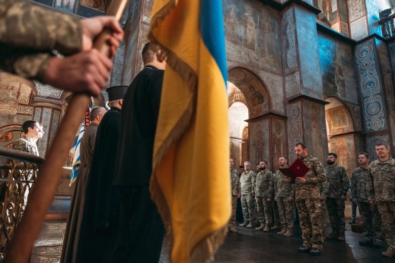 У Софійському соборі вчергове вручили дипломи капеланам