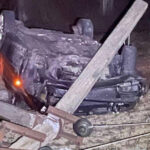 Трагедія на Київщині: Skoda перекинулася після зіткнення зі стовпом, є загиблий (фото)